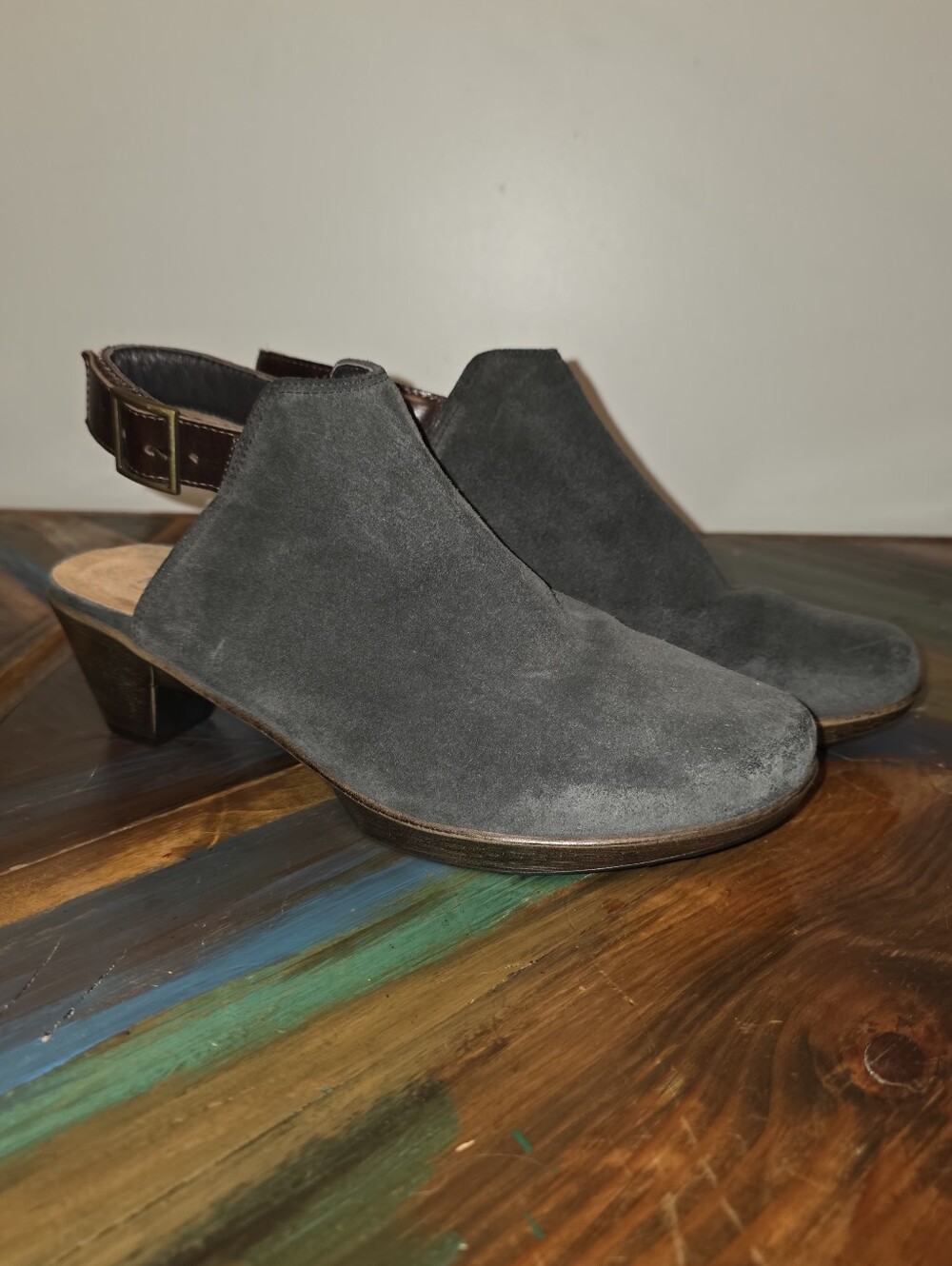 Women's Naot Upgrade Clog Sz 41/ US W10